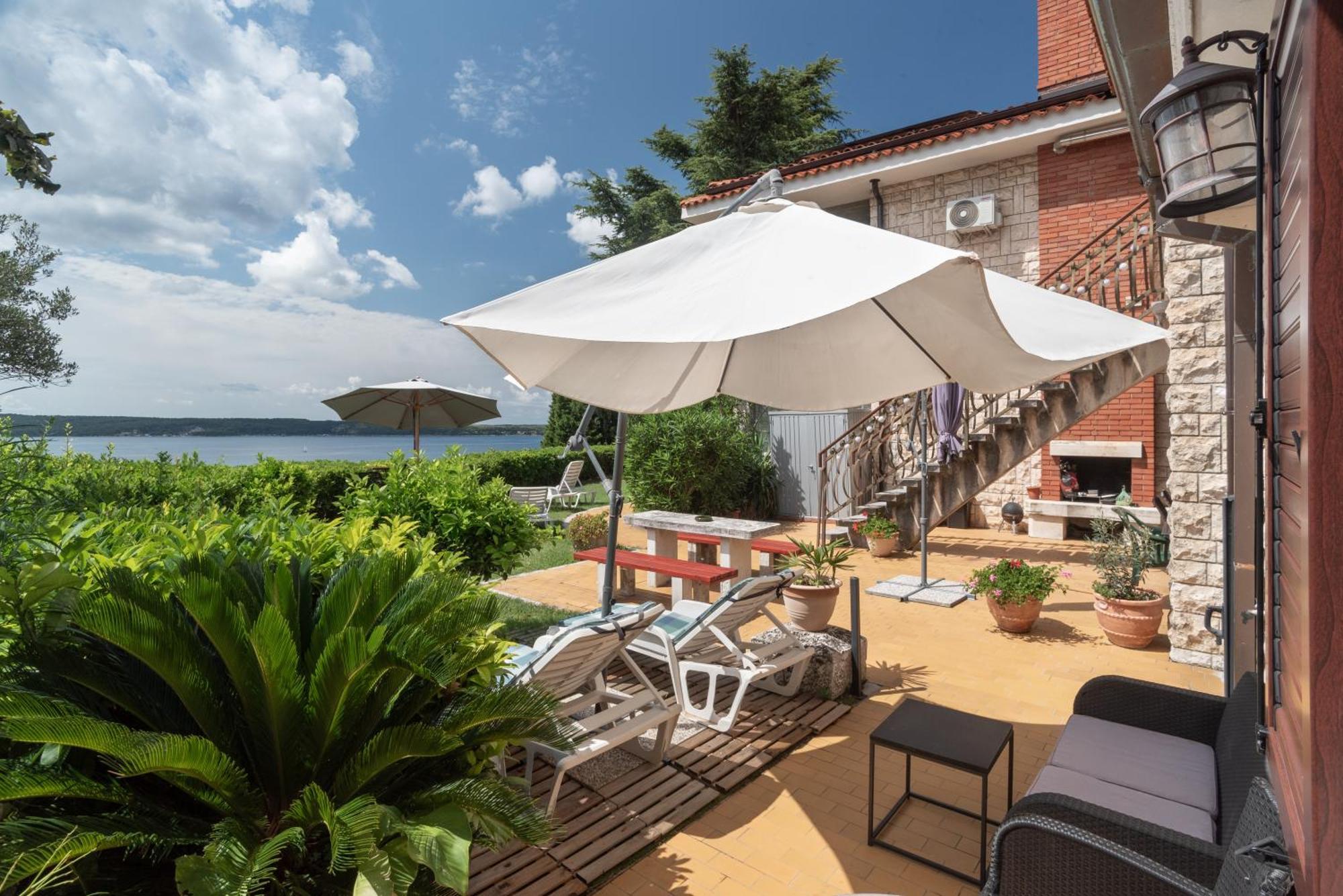 Apartments Vila Toni Portoroz Bagian luar foto